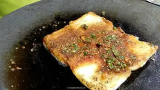 Cheese Chilli Vada Pav | Curious For Indian Food | Street Food India