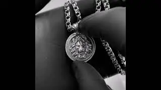 Lion pendant with Bismarck chain review