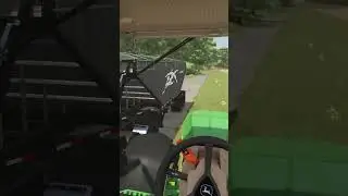 Unloading my grain cart during the wheat harvest in Fs25 #fs25 #farmingsimulator25