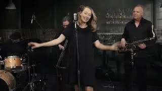 PERFORMANCE & INTERVIEWS feat. Las Vegas Jazz Singer Naomi Mauro, filmed at RainMaker Studios