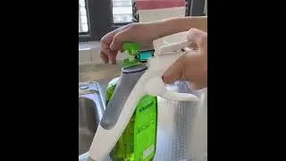 Joybos&reg; Microfiber Spray Mop with 1 Extra Refill
