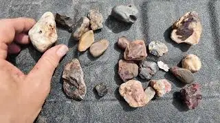 Gold Prospecting in an Old Oklahoma River Channel | Teaching a Friend to use the Gold Monster 1000