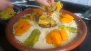 كسكس مسقي بالحليب رائع على الطريقة الخنفرية بمدينة خنيفرة