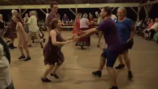 Yellow Stockings (cc: dance subtitles)