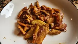 Easy Pink Oyster Mushroom in Japanese Sauce (Soy, Ginger, Garlic)