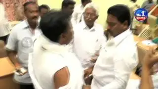 TDP Councillors Ugly Fight At Tenali Municipal Council Meeting || No.1 News