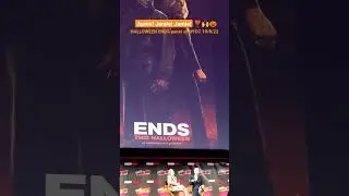 HALLOWEEN ENDS #NYCC 10-08-22 panel with #JamieLeeCurtis & #DrewBarrymore ❣️🙌🎃 #4K #Shorts