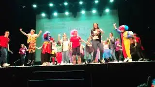 Teatro En la Gloria FPBE. Despedida