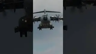 Airbus A400M Atlas | RAF | Landing #military #planespotting #a400m