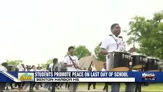 Benton Harbor students promote peace on last day of school