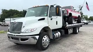 2017 International 4300 Heavy Duty Flatbed Rollback Tow Truck