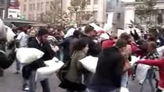 Newmindspace - Pillow Fight Toronto 2006