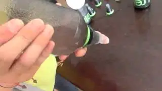 sports bottle sealing test-water bottle leaking quality check in yiwu