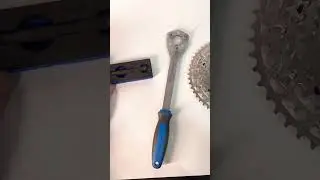 Измеритель износа цепи Unior 1643/4 и cъёмник кассеты Unior Freewheel 1670/2BI