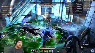 Champ Fights off Hordes of Werewolves - [Hammer of Justice Warden Build]
