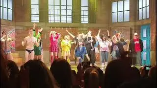 Heathers Musical West End 2021 Cast - Closing Night Curtain Call/Bows (11/09)