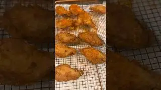 Homemade Chicken Wing for the Football game #friedchicken  #chickenwings #asmrfood #yummy