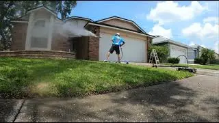 House wash out in Alafaya trail Central Florida