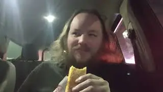 Brandon's Sampler Platter: Portillo's, Garden Chilli Cheese Dog (Plant Based Hotdog)