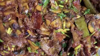 Mushroom Curry with Rice/Chapati || Quick & Easy Lunch/Dinner Recipe 🍛
