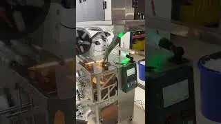 Pyramid tea bag packaging machine