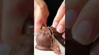 Satisfying Chocolate Kinder Joy Cut 🍫 | Melted Chocolate Inside #ASMR #SatisfyingCut #KinderJoy