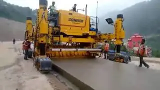 GOMACO four-track Commander III paver with Leica 3D, Chenani-Nashri Tunnel, India