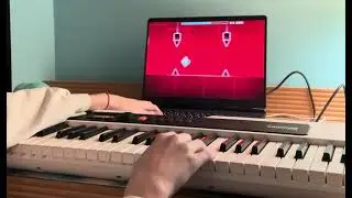 Beating Stereo madness while playing on the piano!!