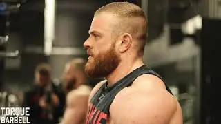 BODYBUILDING meets POWERLIFTING | Workout at Pure Muscle and Fitness!