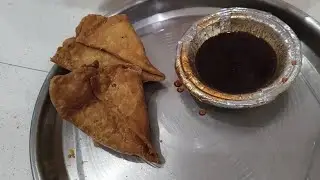 आज की पूरे घर की dusting 🏤🏤🏤🏤🏤और खाए समोसे 🥞🥞🥞🥞🥞