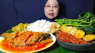 Gulai ikan mas pedas mercon jengkol goreng sambel terasi gulai nangka peyek ikan asin