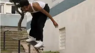 ❤️ Thaynan Costa making the world a better place, one 50-50 at a time 📹 @Dgalli #DCShoes
