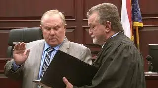 John Baryak and Sandra Breymaier City Council oath of office.