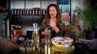 Magic Hour founder Zhena Teaches How To Make The Perfect Iced Tea