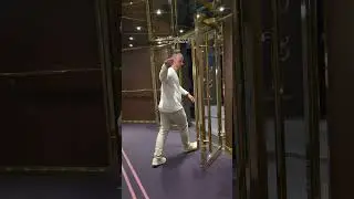 Dist&acirc;ncia da cabine pro lounge MSC Preziosa yacht club