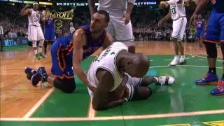 Kevin Garnett Game Winning Steal vs Knicks - Game 2 4/19/11