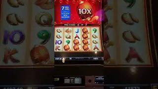 SO MANY LANTERNS! 🏮200x Bonus on Ultimate Fire Link Slots! #shorts