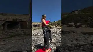 underwater scuba women  #seadiving  #shortfeedshort #youtubeshort #seadiving #underwaterdiving.