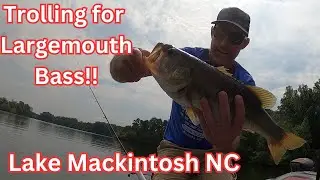 Trolling Lake Mackintosh NC for Largemouth Bass !!  We got some big ones!!