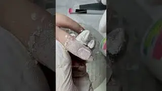 Тальк в маникюре. Сравнение с детской присыпкой. А Вы знаете зачем в маникюре используют тальк?
