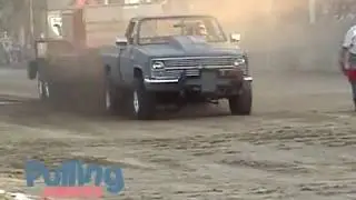 PullingJunkies 2010 TRUCK PULLING SEASON / Truck Pulls  Part 4