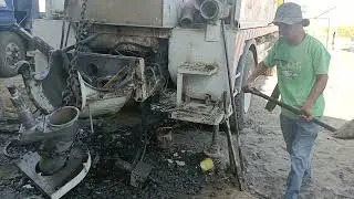 REPLACE ALL PAKING SEAL AND SLAVES OF WOOFER OF PUMP CRETE..