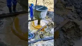 Pour concrete even when there is water at the bottom of the pile? The power of underwater concrete!