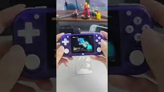 Pocket-Sized Nostalgia?! Playing Retro Games on a 2.8
