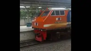 #fypシ #keretaapi #railfansindonesia #kai121