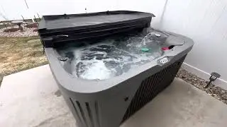 Aquarest Daydream 4500 Spa Hot Tub Running