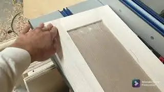 Фрезерование кромок дверок шкафов