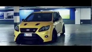 Ford Focus RS car wrapping emotion trailer