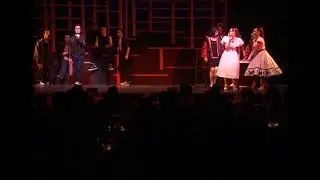 GREASE 