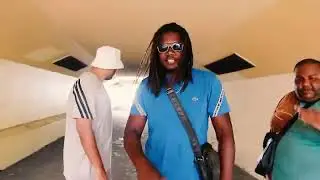 Vibes Underground  -  De Retour  (aAchem Feat  FerRto , rRobo & DJ Hones Tt (Clip Officiel 2023)